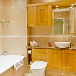 Watermark Apartment Whitby