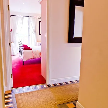 Watermark Apartment Whitby